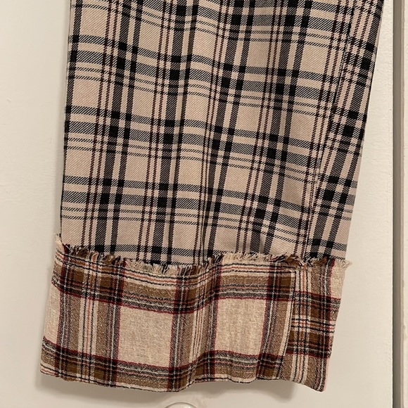 Never worn before - Zara Cuffed Squares pants - Picture 2 of 4